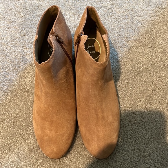 Jack Rogers tan suede booties- size 9 - Picture 2 of 4